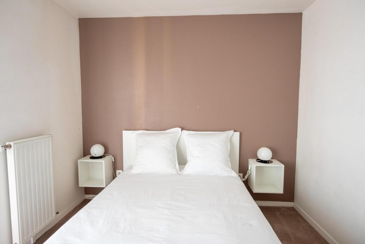 Appartements De 2 Ou 3 Chambres A 40 Minutes De Paris Courcouronnes Exterior photo